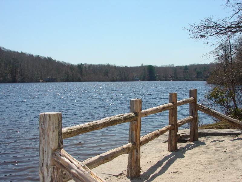 Uncas Pond