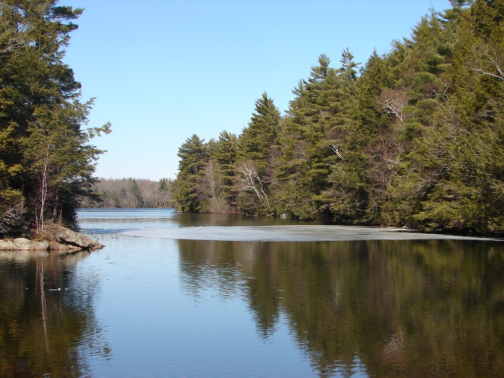 Mashapaug Pond Boat Launch